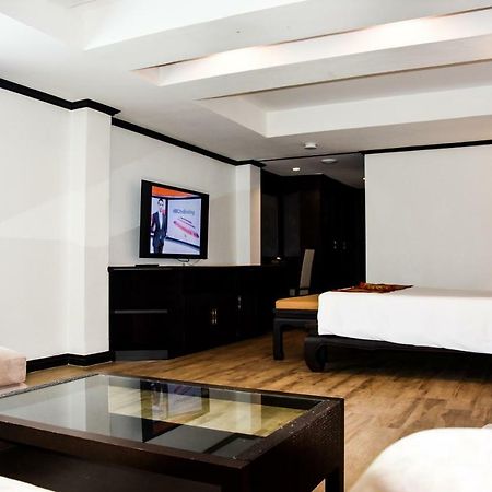 Pride Beach Resort - Adults Only Patong Exterior foto